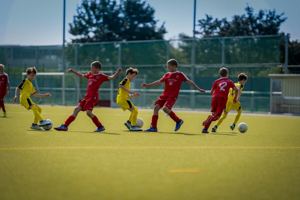 Youth player in a 1-on-1